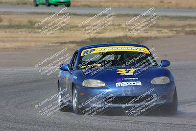 media/Oct-15-2023-CalClub SCCA (Sun) [[64237f672e]]/Group 4/Race/